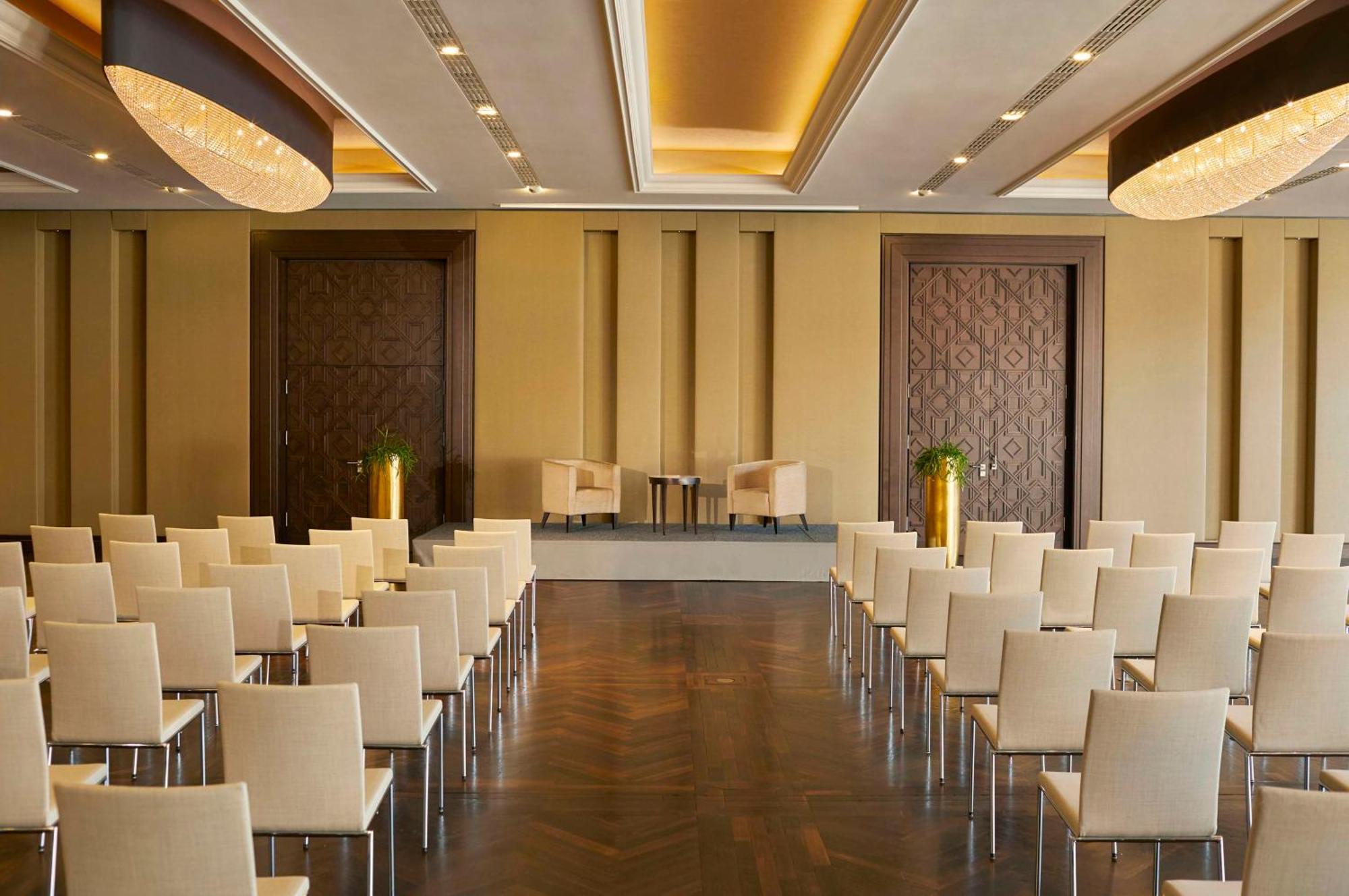 Hilton Frankfurt 4* Gravenbruch