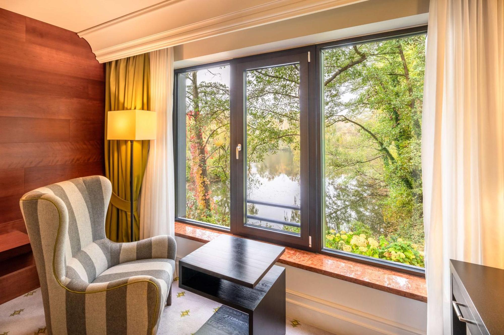 Hotel Kempinski Frankfurt 4*